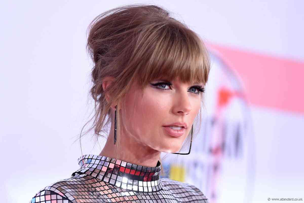 Taylor turns 30: we chart the style evolution of pop princess Taylor Swift