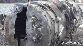 U.S. rail carrier reportedly cracked down on same retrofitted tank type involved in fiery Sask. derailment