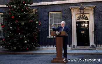 Na de monsterzege is het vrij spel voor de blonde kameleon van Downing Street