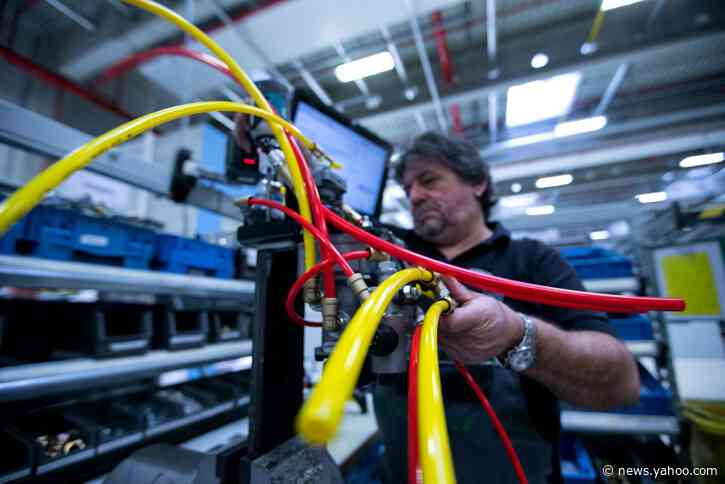 German Industry Slump Set to Cast Shadow on Economy Through 2020