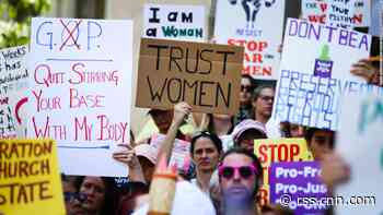 Court strikes down Mississippi 15-week abortion ban