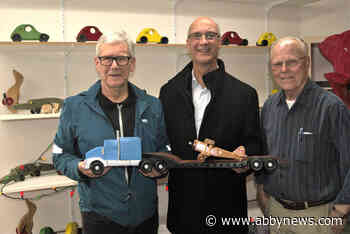 Santa’s helpers donate handmade toys and gifts to 7 Abbotsford charities