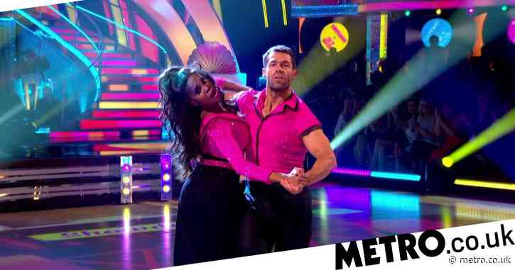 Strictly Come Dancing final 2019: TV bosses address online voting issue and advise viewers to call instead