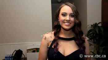 New Zealand police name 1st volcano victim as recovery efforts resume