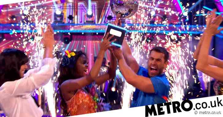 Strictly Come Dancing 2019 final: Viewers in tears as Kelvin Fletcher and Oti Mabuse win Glitterball