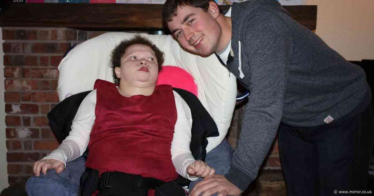 Man honours sister's memory each Christmas with incredible charity lights display