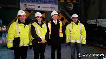 Toronto launches $3B project to improve water quality in Lake Ontario and city's waterways