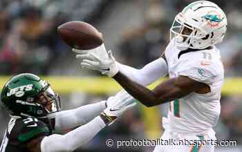 DeVante Parker, Albert Wilson cleared for Sunday