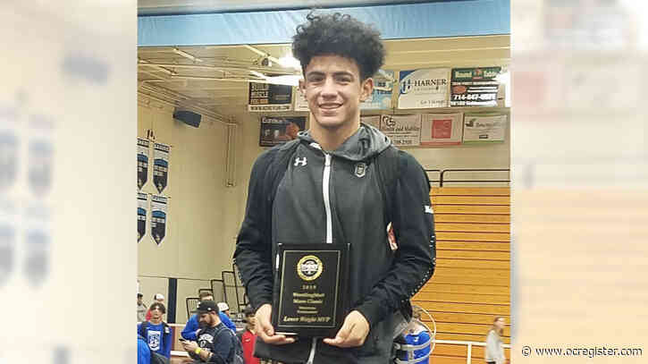Servite wrestler Josh Medina continues dominance at Mann Classic