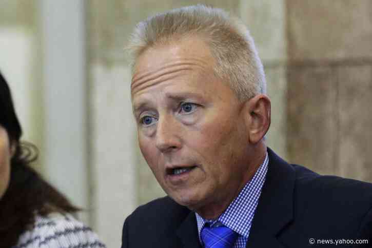 AP source: NJ Dem lawmaker plans to become a Republican