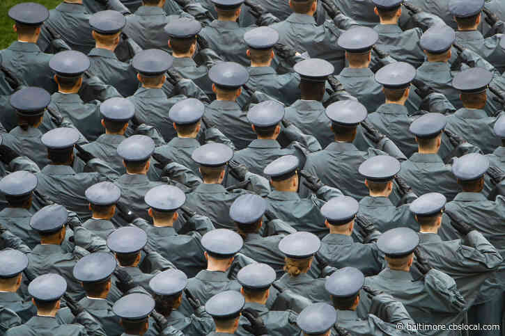 Possible ‘White Power’ Hand Signs At Army-Navy Game Probed