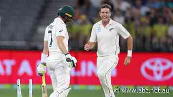 Live: New Zealand looks to wrap up the Australian tail