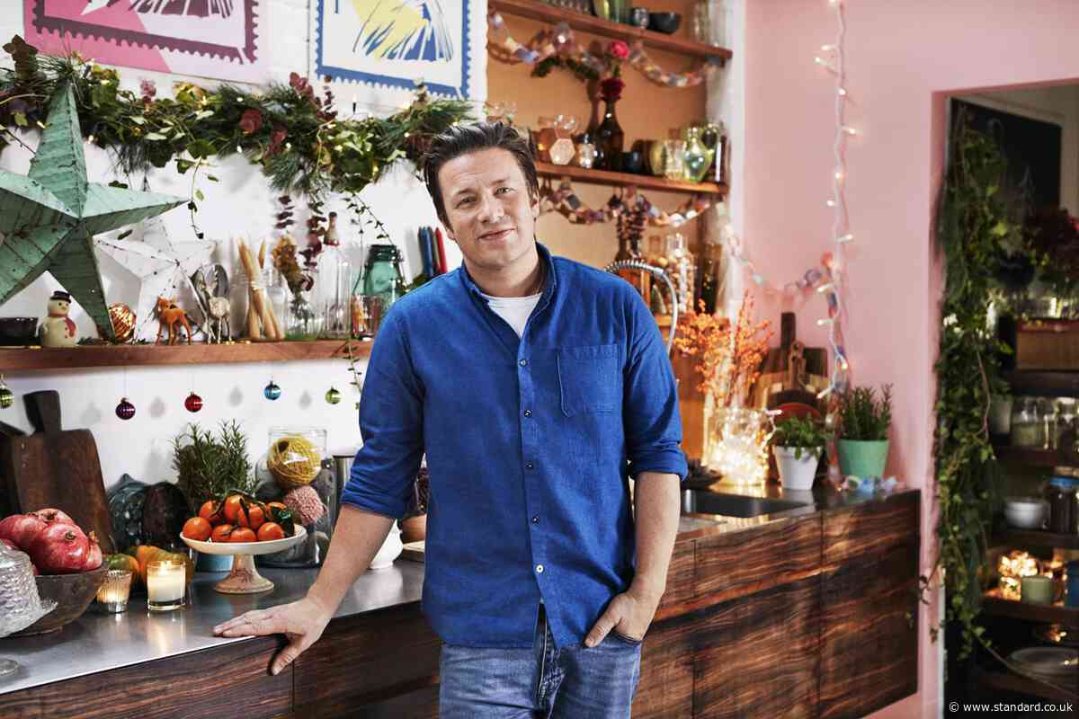 Jamie Oliver's top 5 tips for a successful Christmas dinner
