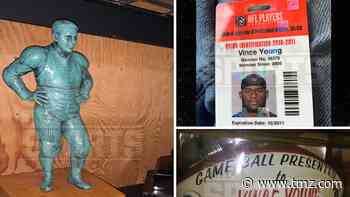Vince Young Loses Treasured Awards & Trophies In Storage Unit Auction