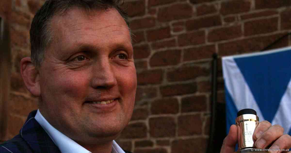 Doddie Weir wins Helen Rollason Award at BBC Sports Personality of the Year 2019 show