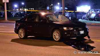 Man dead after being struck by driver on Lawrence Avenue East