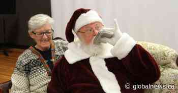 ‘Bad Santa’ gifted new gigs after Okanagan mall firing