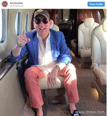 Tony Buzbee heads out on private plane, but hasn't officially conceded