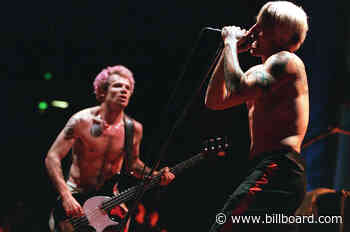 Red Hot Chili Peppers Announce the Return of Guitarist John Frusciante