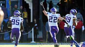Vikings force seven turnovers in 39-10 win over Chargers