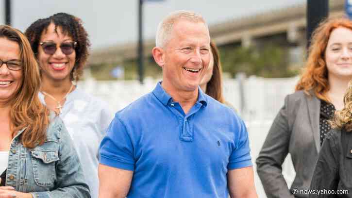 Freshman Dem Jeff Van Drew to Switch Parties over Impeachment