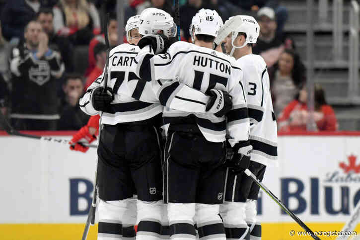 Anze Kopitar scores twice to lead Kings past Red Wings