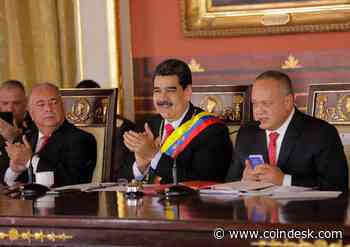 Venezuela’s Maduro Says He Will Airdrop Half a Petro Each to Nation’s Civilians