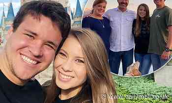 Bindi Irwin shares a heartfelt tribute Chandler Powell's family after staying with them in Florida