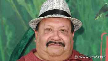 Chelsea Handler's Sidekick Chuy Bravo Died From Heart Attack