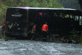 Several factors led to deadly bus crash on Bamfield Road: RCMP report