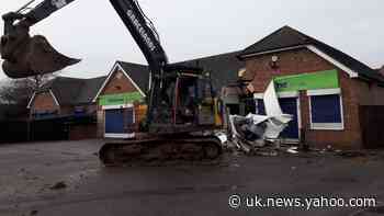 Thieves destroy front of store to steal ATM