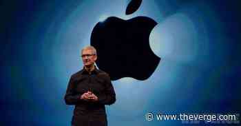 Mossberg: Tim Cook’s Apple had a great decade but no new blockbusters