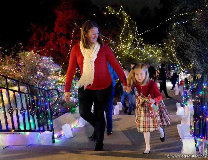 Festive lights brighten Heritage Hill for the holidays