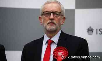 Jeremy Corbyn apologises to Labour MPs for election defeat