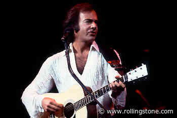 Flashback: Neil Diamond’s E.T. Ode ‘Heartlight’ Causes Legal Skirmish