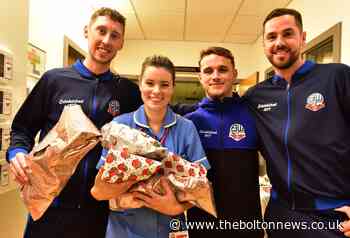 Wanderers bring gifts to Bolton hospital
