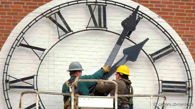 Survey on potentially scrapping time changes in Alberta elicits more than 140K responses