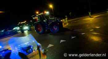 Bestuurder tractor (17) aangehouden voor hinderen ambulance