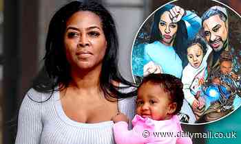 Kenya Moore gets in some last minute Christmas shopping with daughter Brooklyn in Beverly Hills