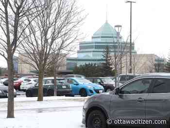 Bus routes to be set up on a trial basis to serve National Defence HQ on Carling Avenue