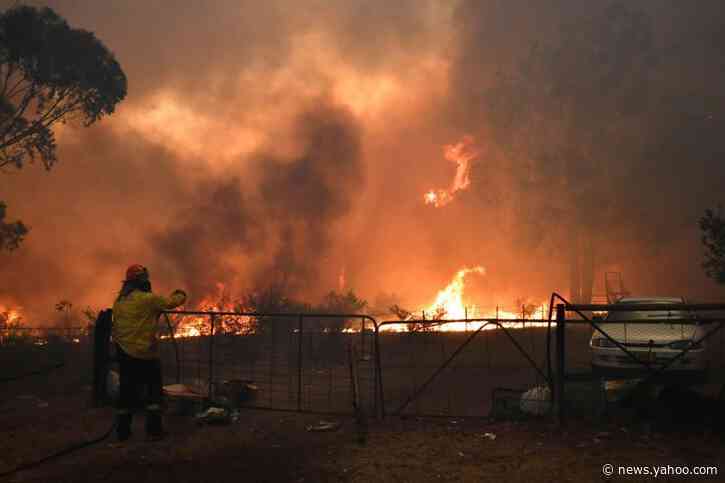Ring of fire: Australian state declares emergency as wildfires approach Sydney