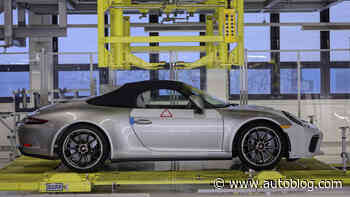 Last 991-gen Porsche 911 rolls off the assembly line
