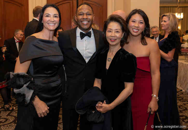 Hoag exceeds fundraising goal thanks to $1.36 million Christmas ball haul