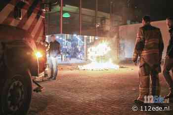 Autobrand blijkt vreugdevuur bij kerstborrel in Lunteren