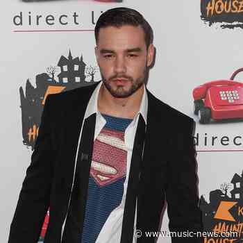 Liam Payne dodges Naomi Campbell dating question