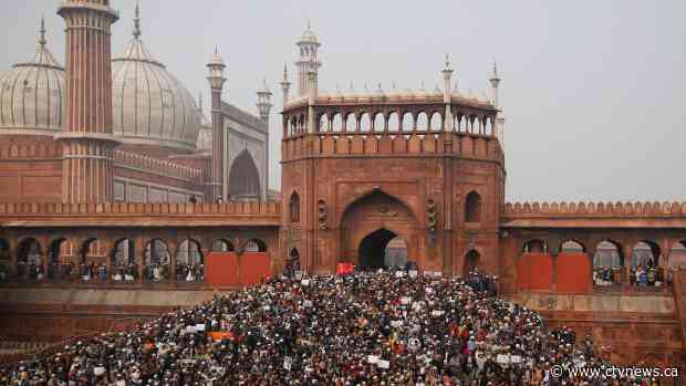 23 dead as protests grow against India citizenship law