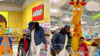 50 Cent Rents Out Toys 'R' Us, Lets Son Have Anything For Christmas