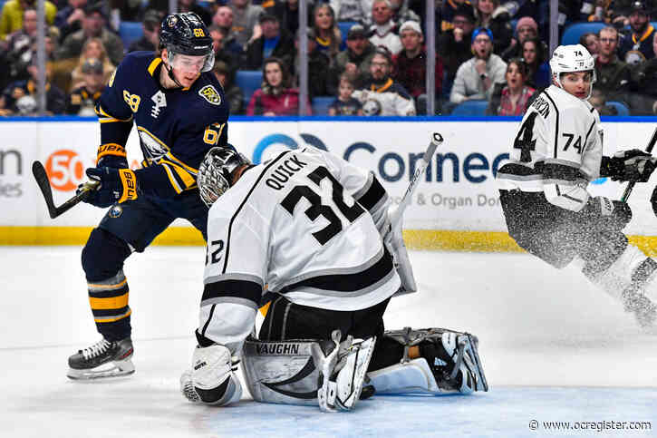 Road catches up to the Kings in 3-2 loss to the Sabres