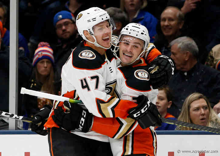 Ducks’ Sam Carrick ends long wait for his 2nd NHL goal