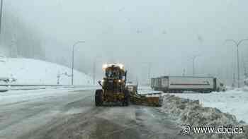 Heavy snow making driving hazardous in southern B.C.